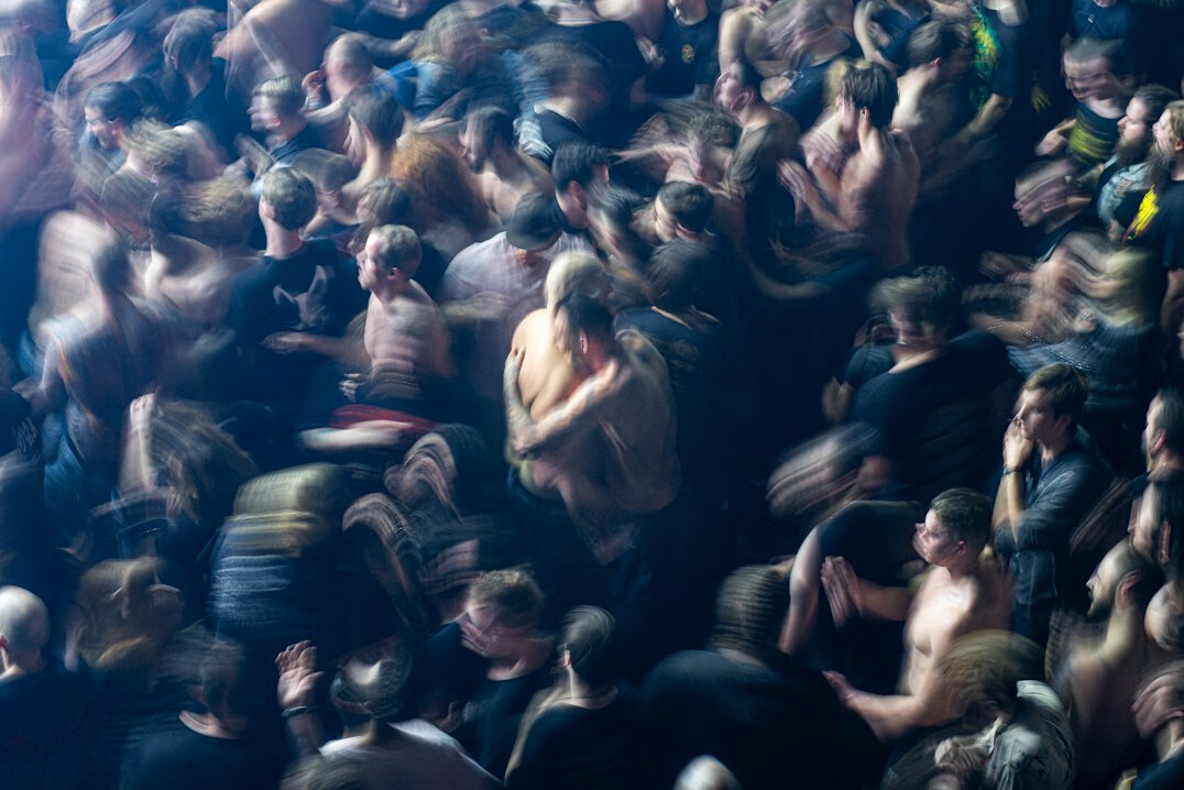crowd reacting to advertisement